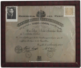 Diploma of Public Accountant in Peru