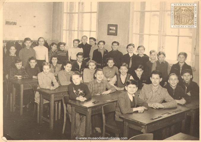 A group of german schoolchildren in the classroom