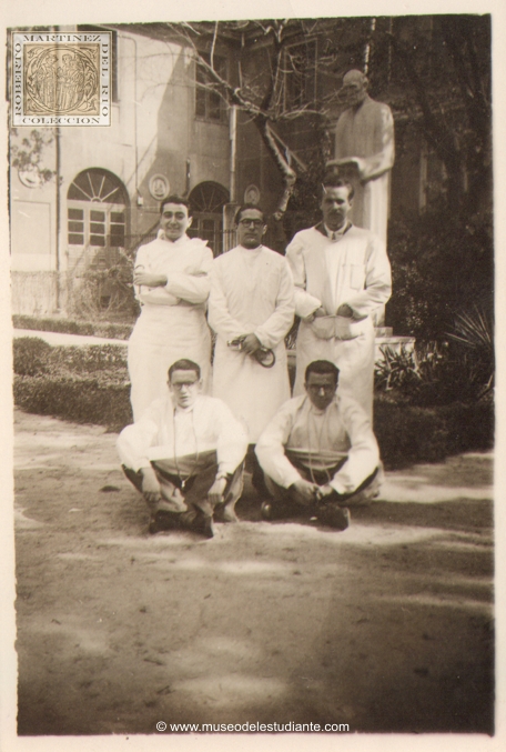 A group of medicine students of Madrid I