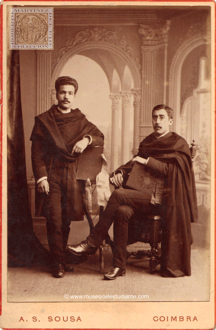 Two portuguese students of Coimbra