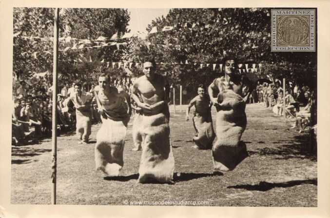 University games: men's sack race